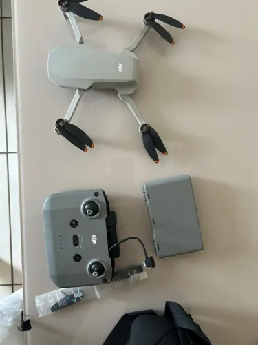 Vende-se Drone DJI mini 2