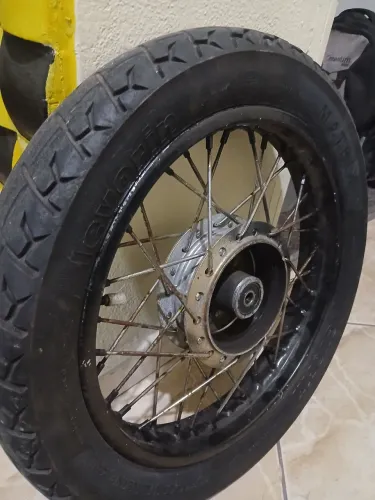 Roda traseira biz