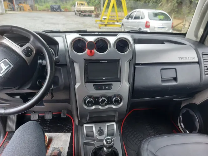 Troller T-4 4X4 3.2 20V TDI Cap. Rígida Diesel 2019