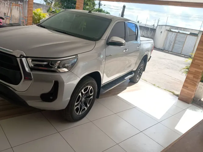 Toyota Hilux CD SRX 4X4 2.8 TDI 16V Diesel Aut. 2021