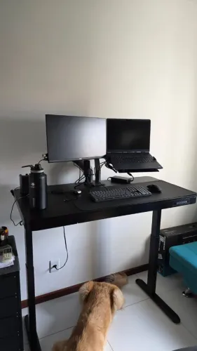 Mesa com ajuste de altura elétrico Elements Musa + Gaveteiro
