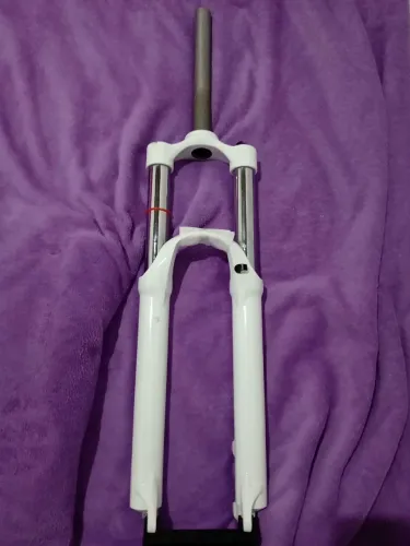 Suspensão aro 26 nova sem uso. $200.00