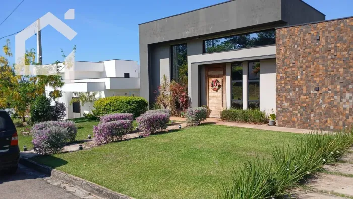 Casa a Venda no Condomínio Colinas de Inhandjara Itupeva SP