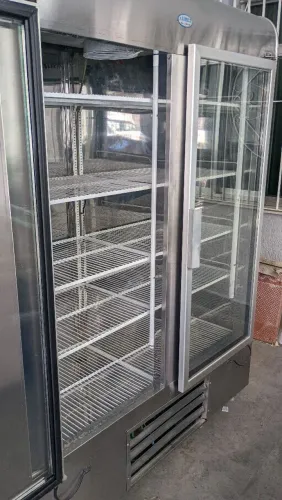 GELADEIRA EXPOSITORA GELOPAR