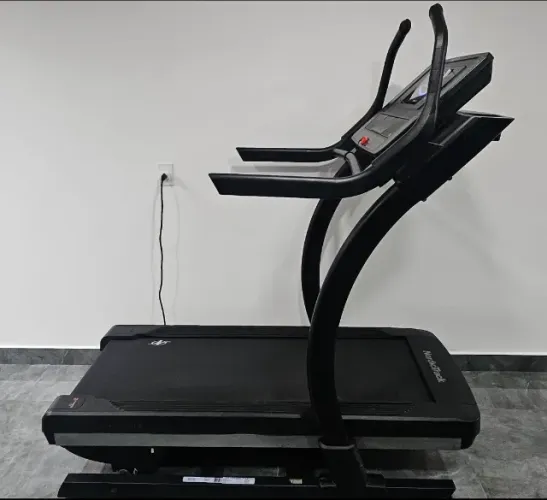 Esteira elétrica NordicTrack Commercial X11i Incline Trainer ? 127V/110V