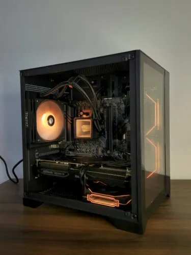 PC Gamer Ryzen 5 5500 + RX 7600 OC | 16GB RAM | Roda Tudo!