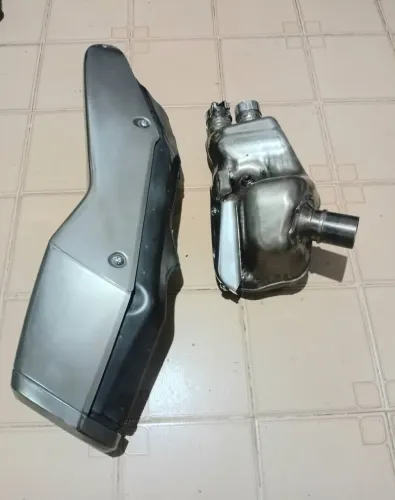Escapamento cb1000r muito conservado 