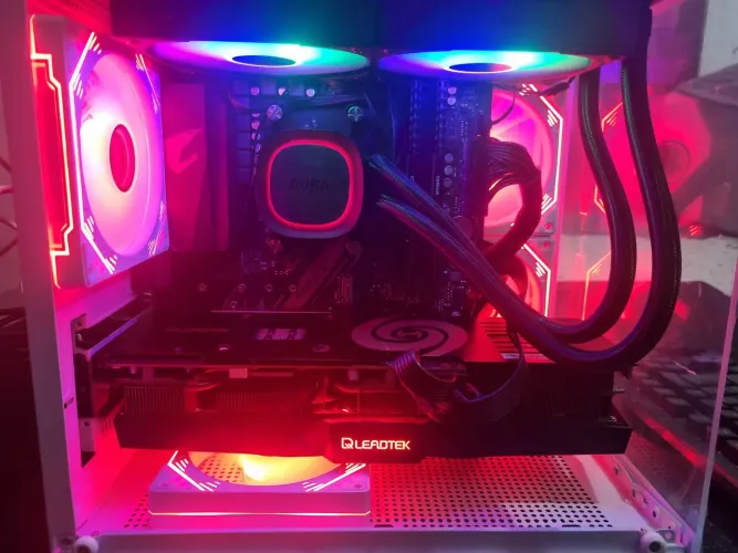 Pc gamer ryzen 7 5700x + 32gb + rtx 3080 10gb
