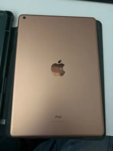 ipad 8a geração 128Gb rose