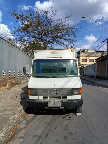 Mercedes Benz 709