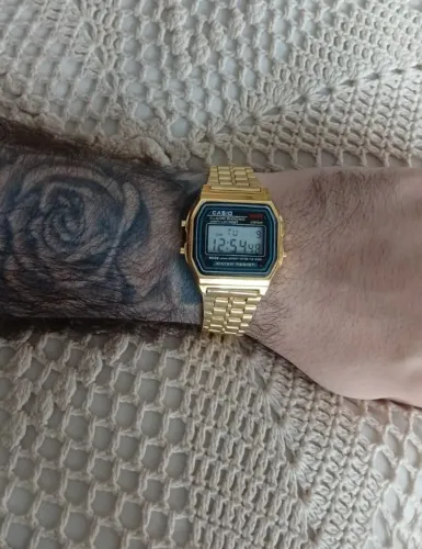 Relógio Cassio Dourado Retro Vintage Digital - NOVO