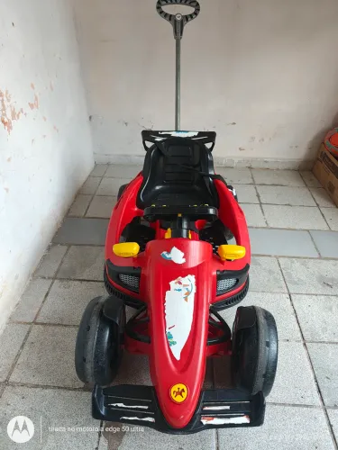 Carrinho Ferrari de Passeio