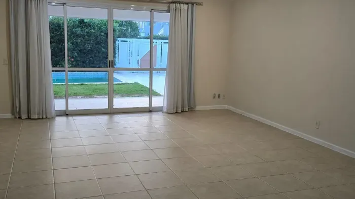 Casa no Recreio, 4 QUARTOS, condomínio Dream Village! Segurança 24h.