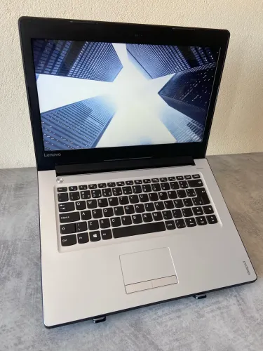 Notebook Lenovo i3 6ª Geração / HD Graphics / 8GB RAM / 240GB SSD / Tela 14?