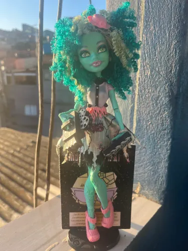 Honey Swamp Monster high G1