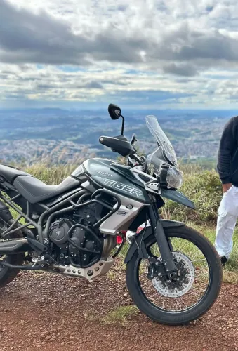 Tiger triumph 800xca