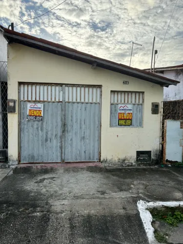 VENDO CASA NO CENTRO DE PARNAMIRIM, NA AV COMANDANTE PETIT (PARNAMIRIM- RN)