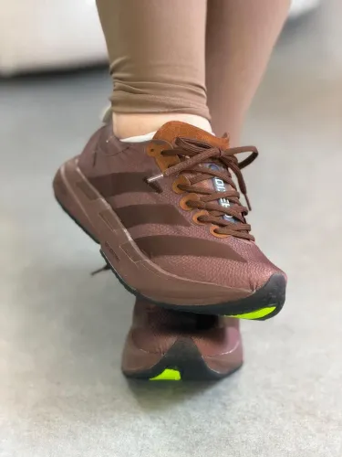 Adidas Adizero Pro 4 café
