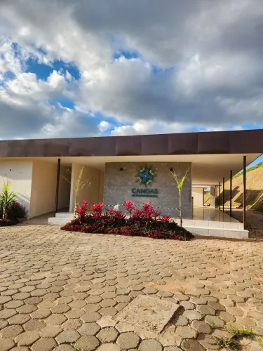 Terreno 100% plano no Condomínio Canoas