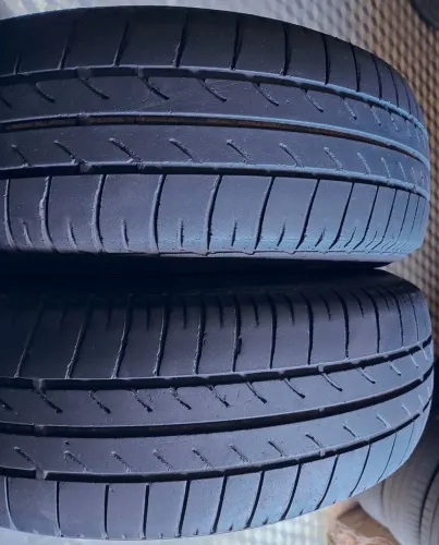 Par de pneus 165/70 aro 13 - (Bridgestone)