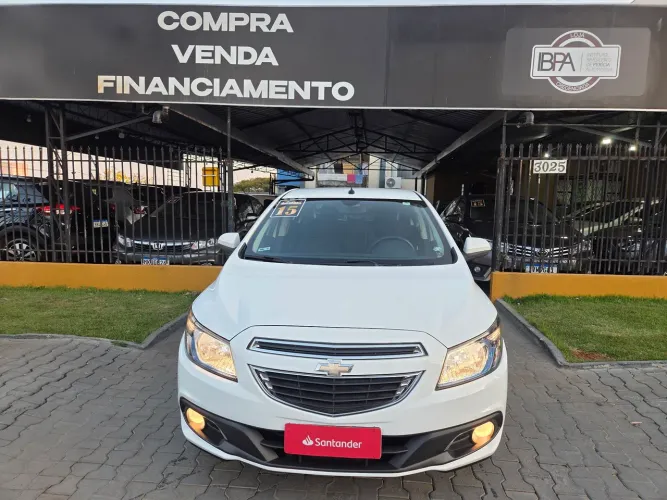 Chevrolet Onix Hatch LTZ 1.4 8V Flex Power Mec. 4P 2015