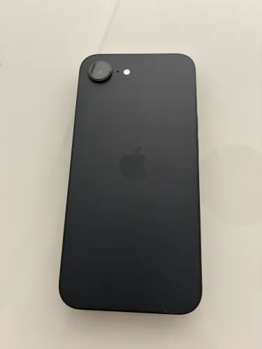 VENDO IPHONE 16E, 128GB, 6 MESES DE USO