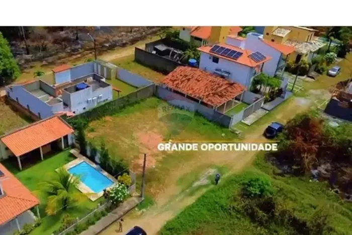 Terreno na belíssima Praia da Lajes, Porto de Pedras, na Rota Ecológica dos Milagres.