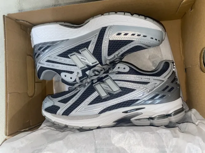 Tênis New balance 1906 - tamanho 40