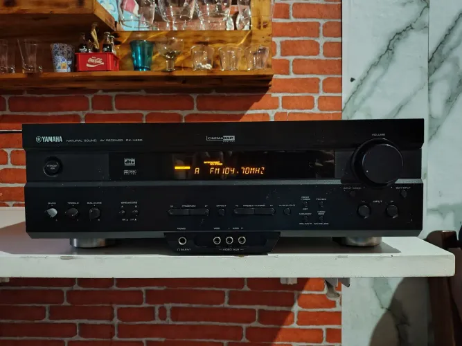 Yamaha Receiver Rx-V420 impecável tudo com controle ok.