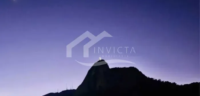 Excelente 3 quartos totalmente reformado com uma linda vista pro vista Cristo