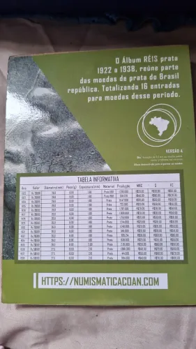 Album com Moedas antigas de prata