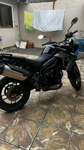 Moto Triumph Tiger 800 XR