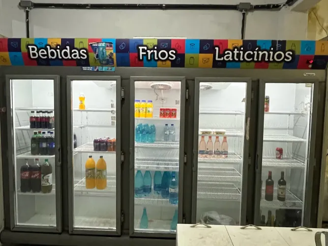 Freezer expositor fricon 5 portas