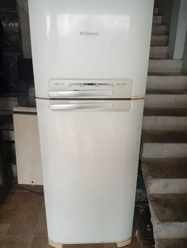 Geladeira Eletrolux Frost Free