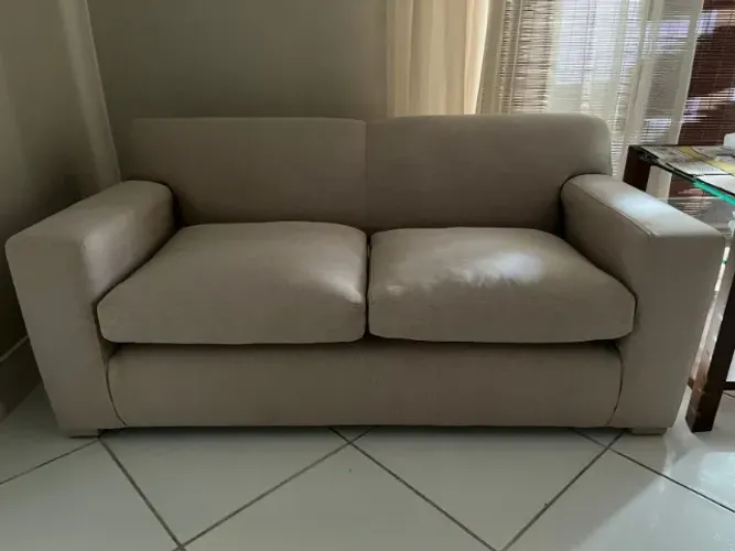 Sofá dois Lugares