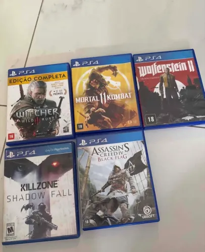 Vendo jogos de Ps4