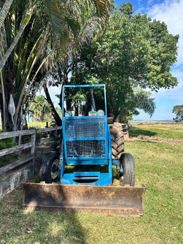 Trator Ford 6600