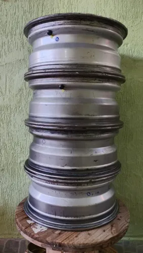 Rodas Renault Duster aro "16" ferro seminovos