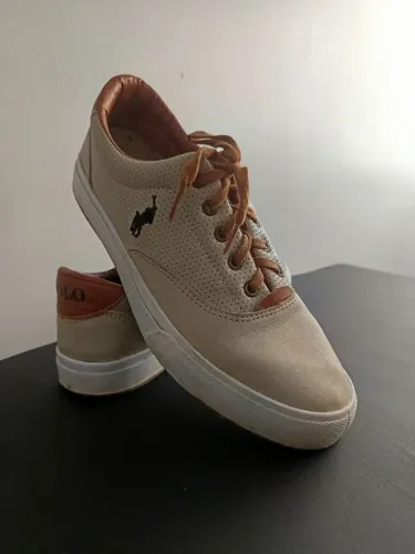 tênis casual estilo Polo