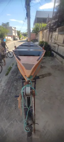 Barco de pesca ou passeio