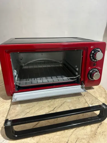 Vende-se forno elétrico marca Oster 