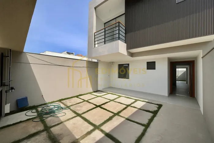 Linda Casa Duplex em Morada de Laranjeiras  4 Quartos e Espaço Gourmet!