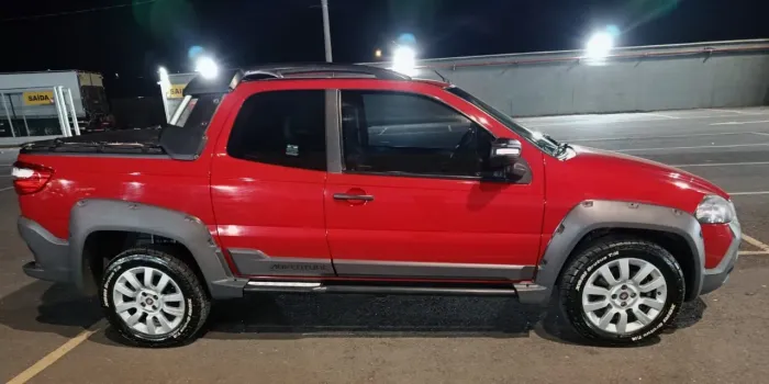 Fiat Strada Adventure1.8/ 1.8 Locker Flex CD 2016