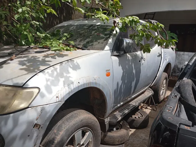 Mitsubishi L200 Triton HPE 3.2 CD TB Int.diesel AUT 2010