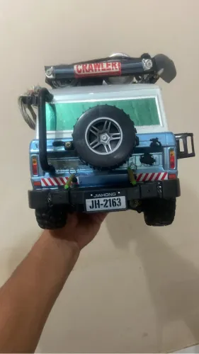 Carrinho de controle remoto 