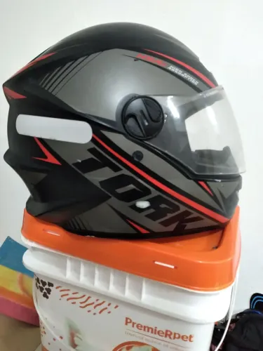 Capacete