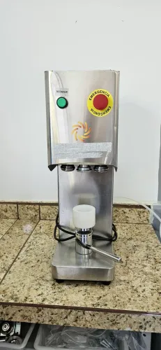 Recravadora lata cerveja