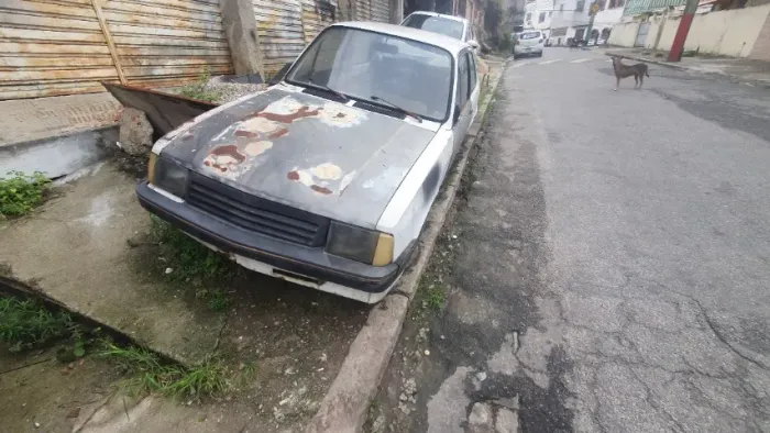 Vendo Peças Chevette 1987