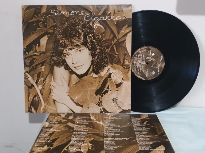 LP Simone - Cigarra, Com Encarte.