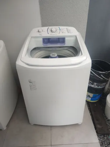 Máquina de lavar Electrolux 13kg